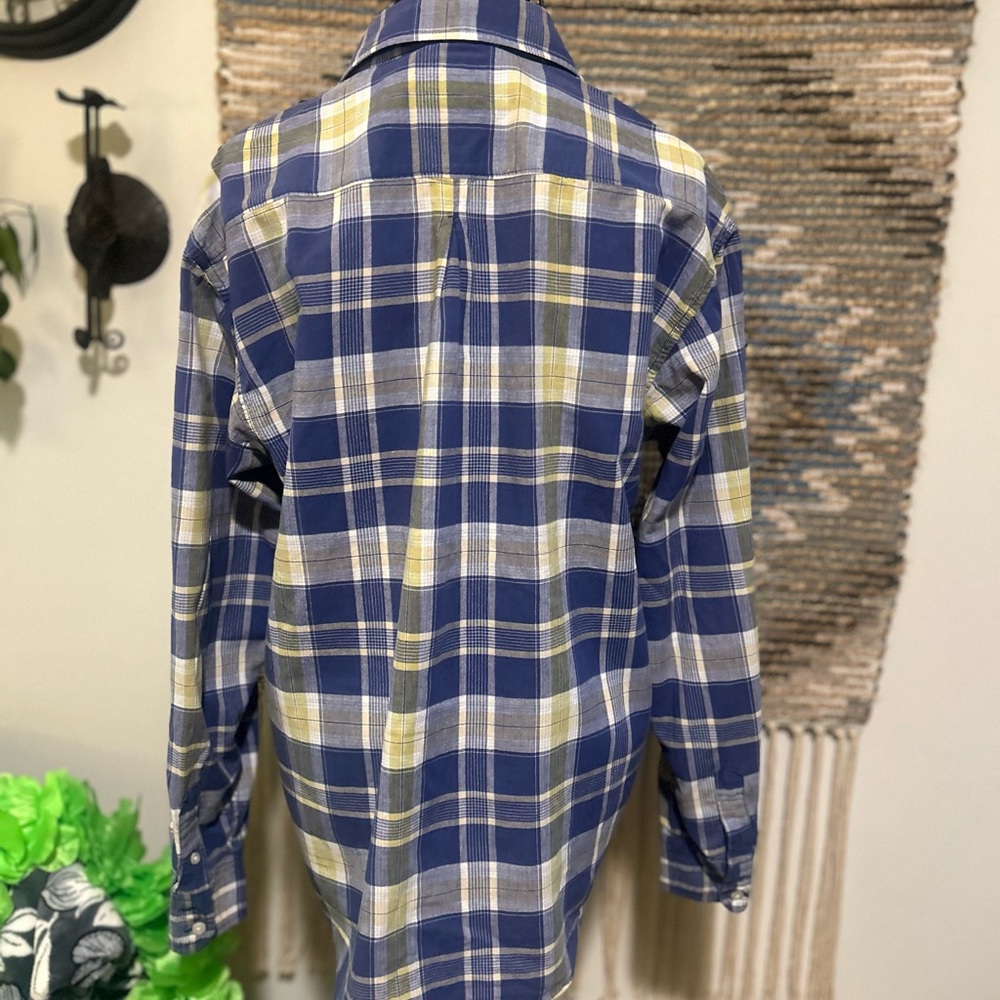 American Eagle Ladies Plaid Button Down Shirt - Picture 5 of 9